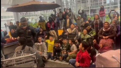 The stranded passengers staging a protest against Air India at the Shaheed Bhagat Singh International Airport in Mohali on Saturday. (Source: Twitter)