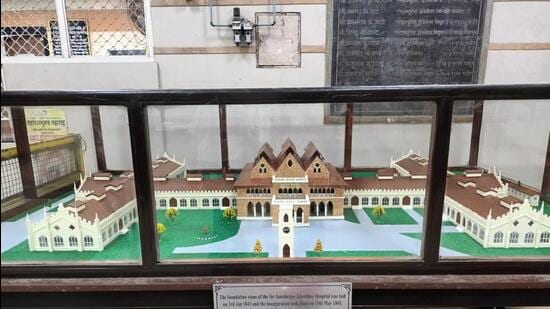 1972 batch of Sir JJ Hospital helps restore miniature model of its heritage building