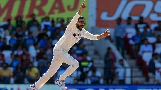 Ravindra Jadeja celebrates the dismissal of Pat Cummins (BCCI Twitter)