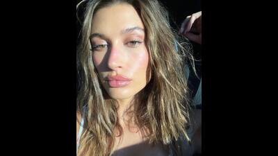 Social media makeup trend: How to get the cold girl makeup look? Social media makeup trend: How to get the cold girl makeup look?