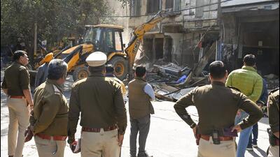 On Monday, several buildings in the vicinity of Bhool Bhulaiya, one of the monuments in the Archaeological Park, were either razed or damaged. (Vipin Kumar/HT Photo) On Monday, several buildings in the vicinity of Bhool Bhulaiya, one of the monuments in the Archaeological Park, were either razed or damaged. (Vipin Kumar/HT Photo)