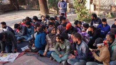 Youths continued their protest over CBI investigation, release of arrested persons. (HT Photo) Youths continued their protest over CBI investigation, release of arrested persons. (HT Photo)