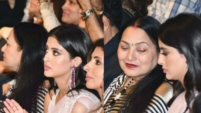 Navya Naveli Nanda and Siddhant Chaturvedi attended a fashion show in Mumbai. (Yogen Shah) (Yogen Shah) Navya Naveli Nanda and Siddhant Chaturvedi attended a fashion show in Mumbai. (Yogen Shah) (Yogen Shah)