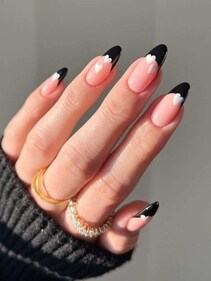 Monochrome heart nail art is a simple and elegant design that uses just one color for both the background and the hearts. (pinterest) Monochrome heart nail art is a simple and elegant design that uses just one color for both the background and the hearts. (pinterest)