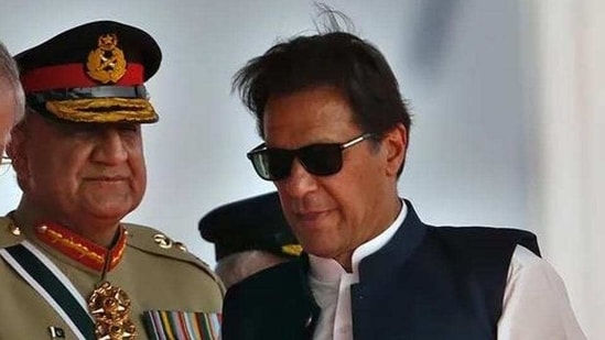 Imran Khan with ex-Pakistan Army chief Qamar Javed Bajwa. (AP File)