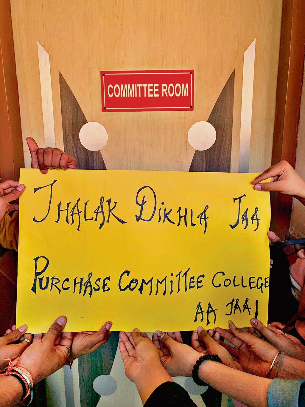 CVS students made posters and sang songs of protest demanding their tender to be accepted. CVS students made posters and sang songs of protest demanding their tender to be accepted.