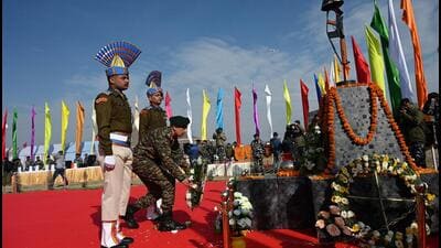 A senior CRPF official lays a wreath to pay homage to Pulwama martyrs at Lethpora camp on the outskirts of Srinagar on Tuesday. (Waseem Andrabi /Hindustan Times) A senior CRPF official lays a wreath to pay homage to Pulwama martyrs at Lethpora camp on the outskirts of Srinagar on Tuesday. (Waseem Andrabi /Hindustan Times)