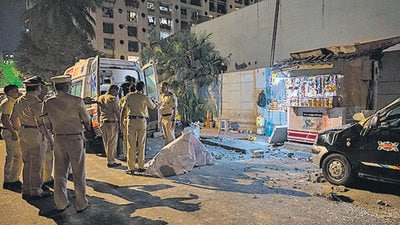 Mumbai, India - February 14, 2023: Two people die after a concrete block of an under-construction building attached to a crane fell on them, at Worli, in Mumbai, India, on Tuesday, February 14, 2023. (Photo by Anshuman Poyrekar/ Hindustan Times) (Anshuman Poyrekar/HT PHOTO) Mumbai, India - February 14, 2023: Two people die after a concrete block of an under-construction building attached to a crane fell on them, at Worli, in Mumbai, India, on Tuesday, February 14, 2023. (Photo by Anshuman Poyrekar/ Hindustan Times) (Anshuman Poyrekar/HT PHOTO)