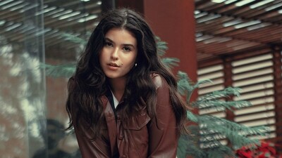 Faux leather jackets bring on sass element to the overall look. (Pexels)