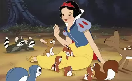 Unlike anime, the art style of cartoons is less exaggerated and more simplified, and its animation is often choppy and less fluid. Unlike anime, the art style of cartoons is less exaggerated and more simplified, and its animation is often choppy and less fluid.