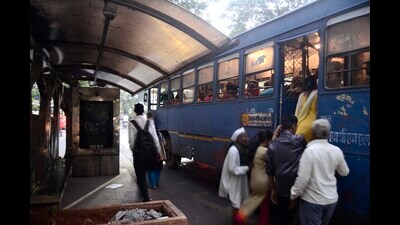 Additional buses will run on specific routes during peak hours depending on the number of commuters (HT PHOTO)