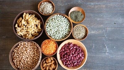 Beans have high nutrient value, rich in antioxidants, vitamins and minerals. They help in flushing the toxins out of the body and cleansing the blood. (Unsplash) Beans have high nutrient value, rich in antioxidants, vitamins and minerals. They help in flushing the toxins out of the body and cleansing the blood. (Unsplash)