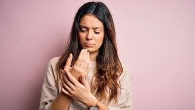Easy bruising: Vitamin C plays an important role in collagen synthesis, which helps maintain the integrity of blood vessels. As a result, a deficiency can lead to easy bruising.&nbsp; (Shutterstock)