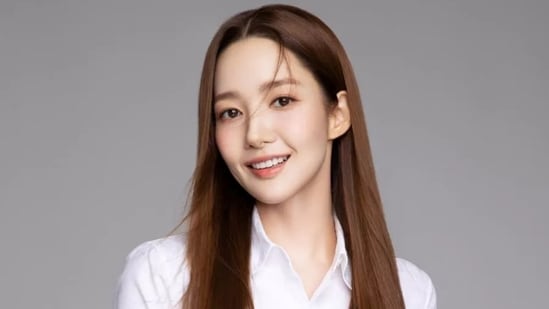 Park Min Young dated Lee Min Ho in 2011.