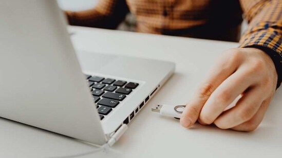 64GB pendrives are a good and portable way to store your data. (Pexels)