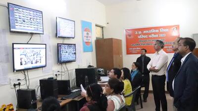 A control room set up at the education office in Ghaziabad. (Sakib Ali/HT PHOTO) A control room set up at the education office in Ghaziabad. (Sakib Ali/HT PHOTO)