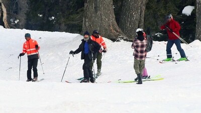 Congress leader Rahul Gandhi skis down the slopes at Gulmarg Ski Resort, in Baramulla on Wednesday. (Imran Nissar) Congress leader Rahul Gandhi skis down the slopes at Gulmarg Ski Resort, in Baramulla on Wednesday. (Imran Nissar)