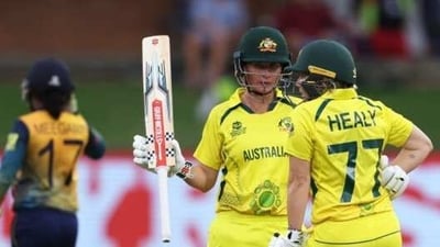 Beth Mooney and Alyssa Healy struck unbeaten half-centuries as defending champions Australia thrashed Sri Lanka by 10 wickets (Twitter @ICC T20 World Cup ) Beth Mooney and Alyssa Healy struck unbeaten half-centuries as defending champions Australia thrashed Sri Lanka by 10 wickets (Twitter @ICC T20 World Cup )