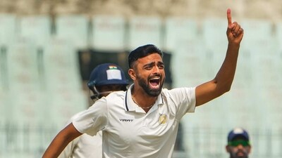 Jaydev Unadkat appeals for a wicket during the Ranji Trophy final. (PTI) Jaydev Unadkat appeals for a wicket during the Ranji Trophy final. (PTI)