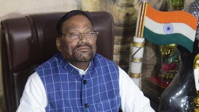 Samajwadi Party national general secretary Swami Prasad Maurya at a press conference in Lucknow on Thursday. (HT Photo) Samajwadi Party national general secretary Swami Prasad Maurya at a press conference in Lucknow on Thursday. (HT Photo)