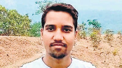 Twenty four-year-old Adarsh Pandey’s headless body was found on a hill near Papad Khind pond in Virar. (HT PHOTO) Twenty four-year-old Adarsh Pandey’s headless body was found on a hill near Papad Khind pond in Virar. (HT PHOTO)