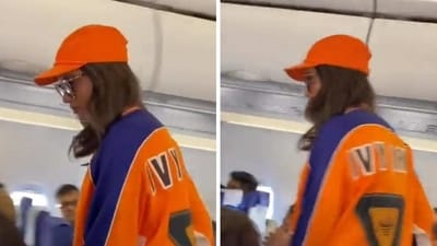 Deepika Padukone was spotted by a fan inside a flight. Deepika Padukone was spotted by a fan inside a flight.