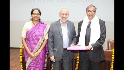 (From left ) Radha Rangarajan, Habil Khorakiwala and Prof K Srinath Reddy. (HT) (From left ) Radha Rangarajan, Habil Khorakiwala and Prof K Srinath Reddy. (HT)