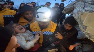Girl saved in Syria after earthquake. (Twitter/@SyriaCivilDef)