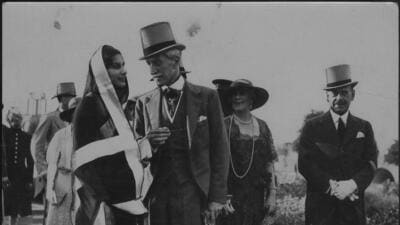 Lord Willingdon, Viceroy of India, talking to Rajkumari Amrit Kaur of Mandi in this photograph dated 01 March 1933. (HT Archive)