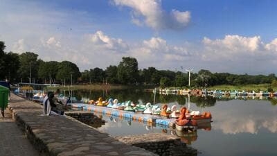 Over the next three days, the day temperature in Chandigarh will remain between 28°C and 29°C, and the minimum temperature between 14°C and 18°C. (HT File)