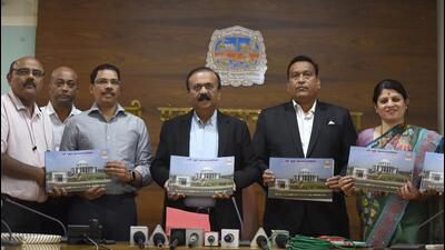 Terming the budget as ‘practical’, Narvekar said, “Instead of announcing grand new projects, the stress this time is on completion of long pending projects in health, education, environment, cleanliness, and beautification being our priority. We will continue to provide quality civic services in the city with a focus on development.” (Bachchan Kumar/HT PHOTO) Terming the budget as ‘practical’, Narvekar said, “Instead of announcing grand new projects, the stress this time is on completion of long pending projects in health, education, environment, cleanliness, and beautification being our priority. We will continue to provide quality civic services in the city with a focus on development.” (Bachchan Kumar/HT PHOTO)