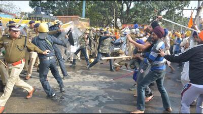 Tricity readers feel that everyone in a democracy has the right to peaceful protest, but disrupting public movement is unacceptable. (HT File) Tricity readers feel that everyone in a democracy has the right to peaceful protest, but disrupting public movement is unacceptable. (HT File)