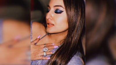 Sonakshi Sinha shared a string of images and captioned her post, "Go bling or go home."&nbsp; (Instagram/@aslisona)