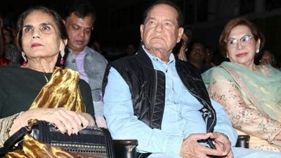 Salim Khan with his wives Salma and Helen. Salim Khan with his wives Salma and Helen.
