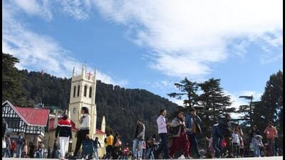 Himachal Pradesh capital Shimla on Saturday experienced its warmest day in February ever at 23.2° C, about 11.4 degrees above normal. (HT File) Himachal Pradesh capital Shimla on Saturday experienced its warmest day in February ever at 23.2° C, about 11.4 degrees above normal. (HT File)