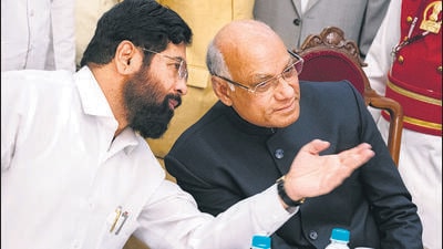 Mumbai, India - Feb. 18, 2023: Newly appointed Governor of Maharashtra Ramesh Bais interacts with CM Eknath Shinde after the oath taking ceremony, at Raj Bhavan in Mumbai, India, on Saturday, February 18, 2023. (Photo by Anshuman Poyrekar/ Hindustan Times) (Hindustan Times) Mumbai, India - Feb. 18, 2023: Newly appointed Governor of Maharashtra Ramesh Bais interacts with CM Eknath Shinde after the oath taking ceremony, at Raj Bhavan in Mumbai, India, on Saturday, February 18, 2023. (Photo by Anshuman Poyrekar/ Hindustan Times) (Hindustan Times)