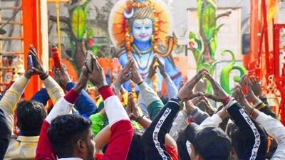 Devotees offer prayers at a Lord Shiva temple on the occasion of 'Maha Shivratri' in Moradabad, Saturday. (PTI) Devotees offer prayers at a Lord Shiva temple on the occasion of 'Maha Shivratri' in Moradabad, Saturday. (PTI)