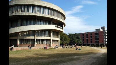 Panjab University’s scheduled senate meeting, that had to be called off midway on December 30, will be held on February 19. (HT File) Panjab University’s scheduled senate meeting, that had to be called off midway on December 30, will be held on February 19. (HT File)