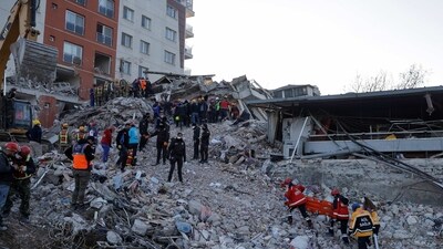 Rescuers work at the site of a collapsed building, in the aftermath of the deadly earthquake, in Antakya, Turkey February 18, 2023. (REUTERS)