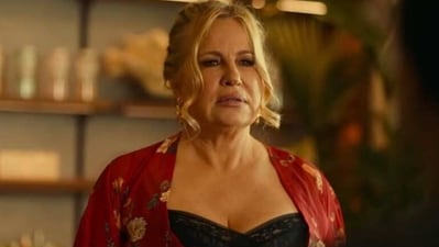 Jennifer Coolidge on The White Lotus.