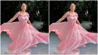 Hina picked a stunning long dress to walk on the beach and soak in the morning sun in Maldives. (Instagram/@realhinakhan) Hina picked a stunning long dress to walk on the beach and soak in the morning sun in Maldives. (Instagram/@realhinakhan)