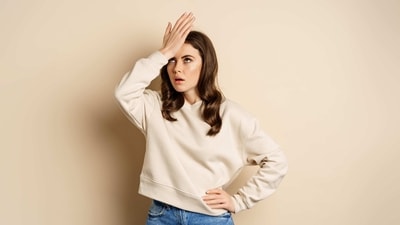 Dressing up for winter can be challenging, and it's easy to make some common mistakes when it comes to winter styling. (freepik) Dressing up for winter can be challenging, and it's easy to make some common mistakes when it comes to winter styling. (freepik)