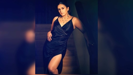 Huma Qureshi's dress is from Zara and her jewellery is from Zariin Jewelry.&nbsp;(Instagram/@iamhumaq)