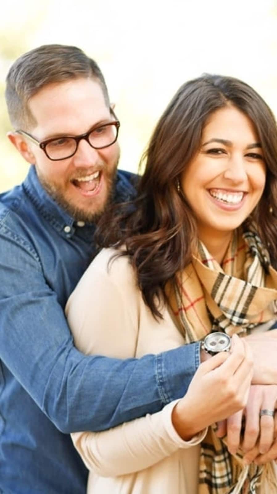 Daily Love and Relationship Horoscope 2022: Find out love predictions for February 19. (Pexels)
