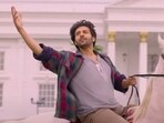 Kartik Aaryan plays Bantu in Rohit Dhawan's Shehzada. 