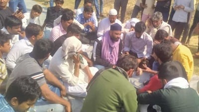 Families of Muslim men killed in Bhiwani begin sit-in protest Families of Muslim men killed in Bhiwani begin sit-in protest