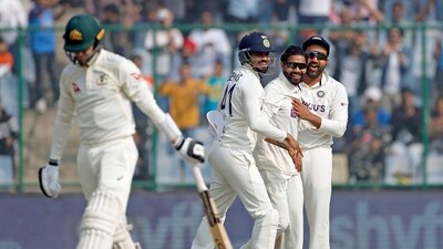 India's Ravindra Jadeja celebrates a wicket with teammates during the third day of the second test match against Australia (ANI)
