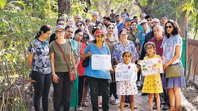 Mumbai, India - Feb 19, 2023 : JVPD Residence Meeting for alternative to contraction parking lot beneath at Pushpa Narsee Park, Juhu, in Mumbai, India, on Sunday, Feb 19, 2023. (Photo by Vijay Bate/HT Photo) Mumbai, India - Feb 19, 2023 : JVPD Residence Meeting for alternative to contraction parking lot beneath at Pushpa Narsee Park, Juhu, in Mumbai, India, on Sunday, Feb 19, 2023. (Photo by Vijay Bate/HT Photo)