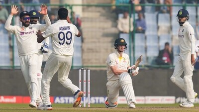 New Delhi: Indian bowler Ravichandran Ashwin celebrates with teammate Virat Kohli after the wicket of Australian batter Steve Smith during the third day of the 2nd test cricket match between India and Australia, at the Arun Jaitley Stadium, in New Delhi, Sunday, Feb. 19, 2023. (PTI Photo/Arun Sharma)(PTI02_19_2023_000032B) (PTI) New Delhi: Indian bowler Ravichandran Ashwin celebrates with teammate Virat Kohli after the wicket of Australian batter Steve Smith during the third day of the 2nd test cricket match between India and Australia, at the Arun Jaitley Stadium, in New Delhi, Sunday, Feb. 19, 2023. (PTI Photo/Arun Sharma)(PTI02_19_2023_000032B) (PTI)