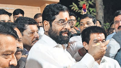 Speaking to Hindustan Times, Shiv Sena spokesperson Kiran Pawaskar said, “After the Election Commission’s order, we are the Shiv Sena and the bow-and-arrow symbol has been given to us. We have 40 MLAs. All our MLAs present in Mumbai have been told to gather at Balasaheb Bhavan, our party office at Nariman Point. Thereafter, our MLAs will go to the Speaker and ask for possession of the Shiv Sena office.” (HT PHOTO) Speaking to Hindustan Times, Shiv Sena spokesperson Kiran Pawaskar said, “After the Election Commission’s order, we are the Shiv Sena and the bow-and-arrow symbol has been given to us. We have 40 MLAs. All our MLAs present in Mumbai have been told to gather at Balasaheb Bhavan, our party office at Nariman Point. Thereafter, our MLAs will go to the Speaker and ask for possession of the Shiv Sena office.” (HT PHOTO)